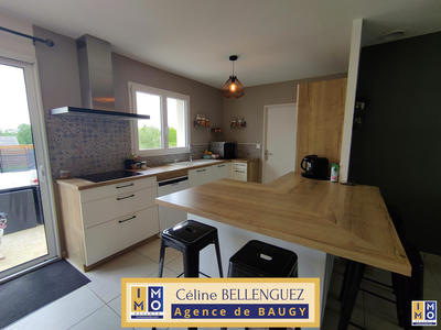 Maison - 92 m² - 5 pièces