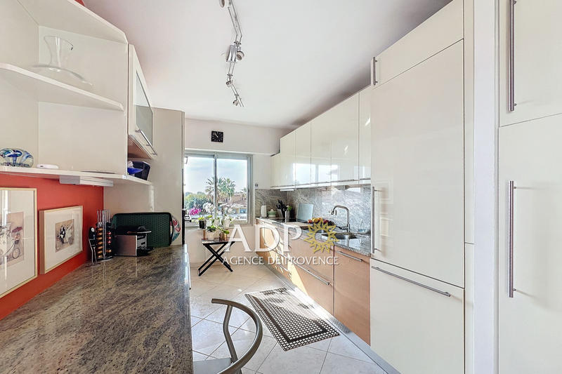 Appartement - 88 m² - 3 pièces