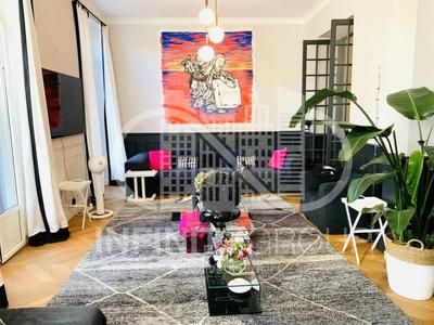 Maison de ville - 180 m² - 4 pièces