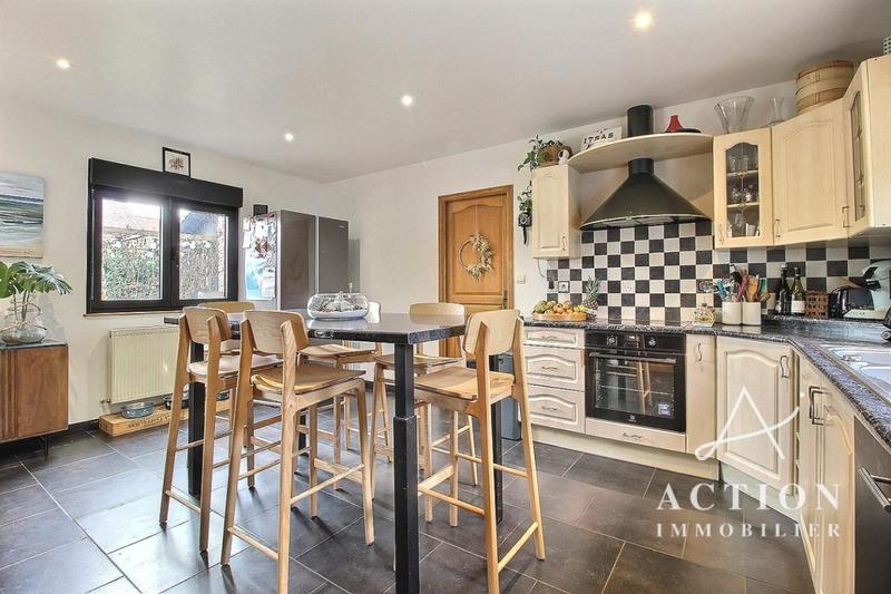 Maison - 143 m² - 5 pièces