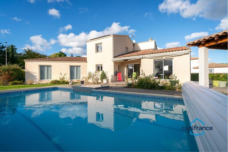 Villa - 204 m² - 7 pièces