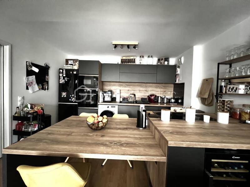 Appartement - 65 m² - 3 pièces