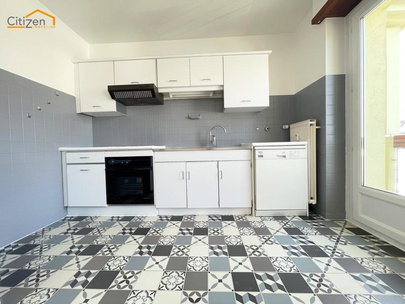 Appartement - 83 m² - 3 pièces