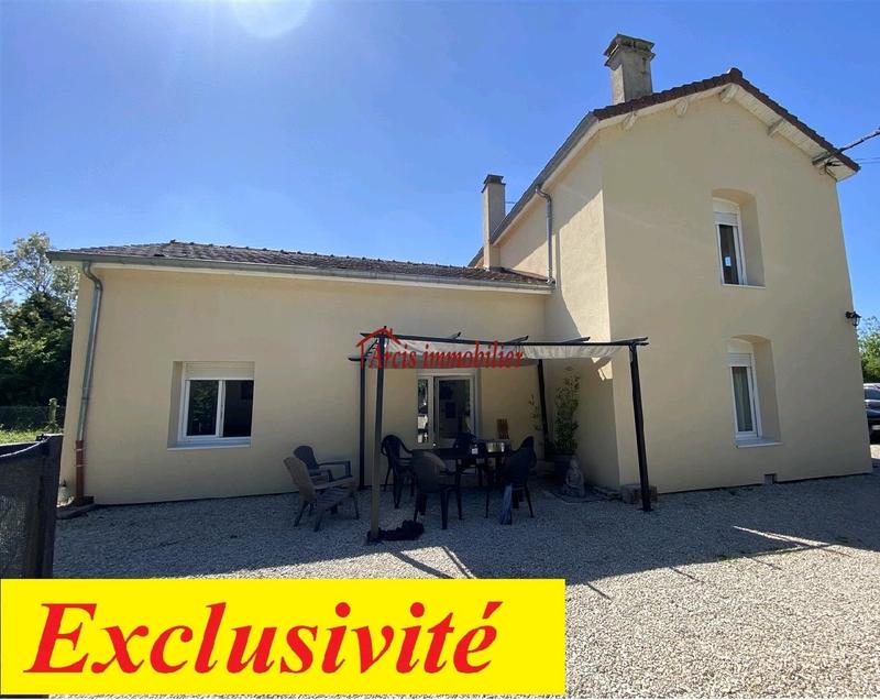 Maison - 100 m² - 5 pièces