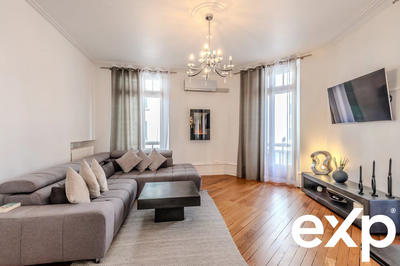 Appartement - 82 m² - 3 pièces