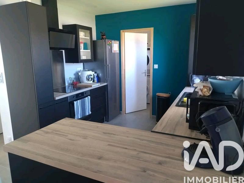 Maison - 94 m² - 6 pièces