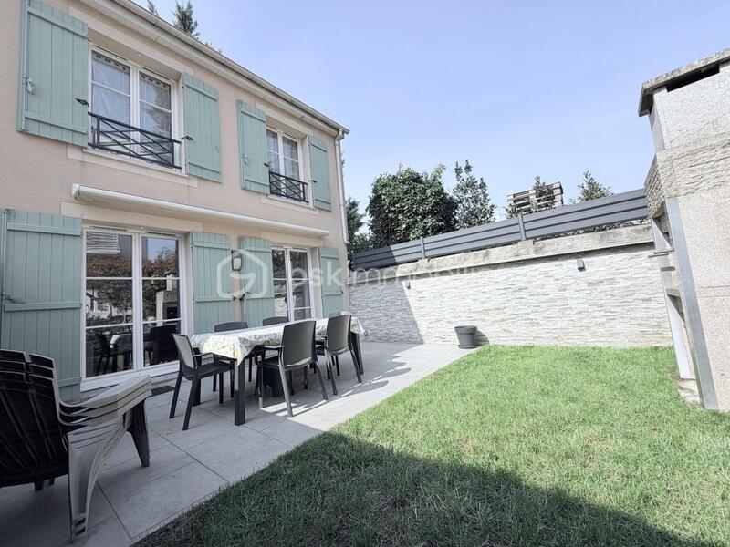 Maison - 83 m² - 5 pièces