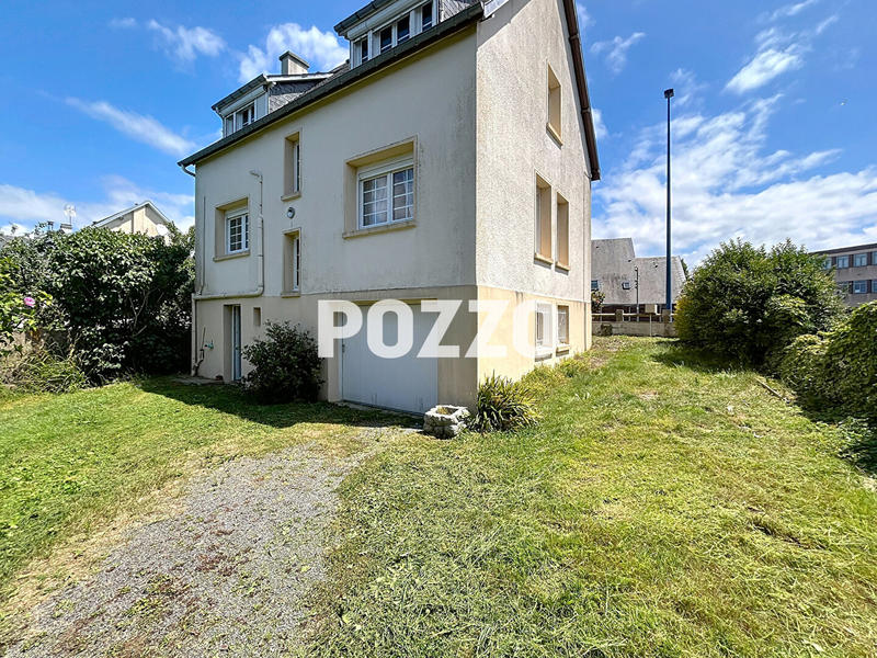 Maison - 96 m² - 6 pièces