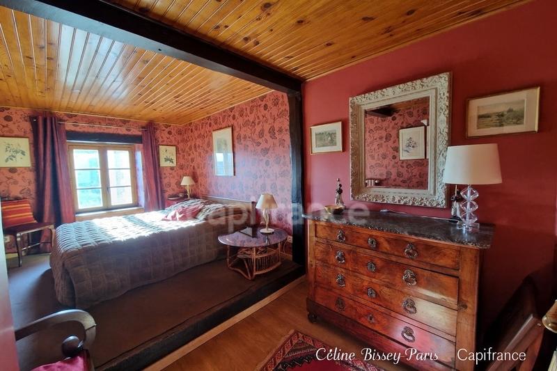 Longère - 228 m² - 7 pièces