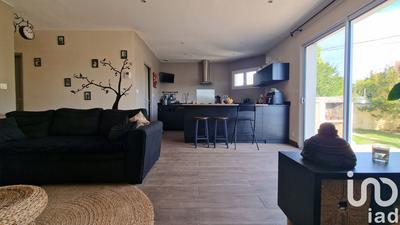 Maison - 80 m² - 4 pièces