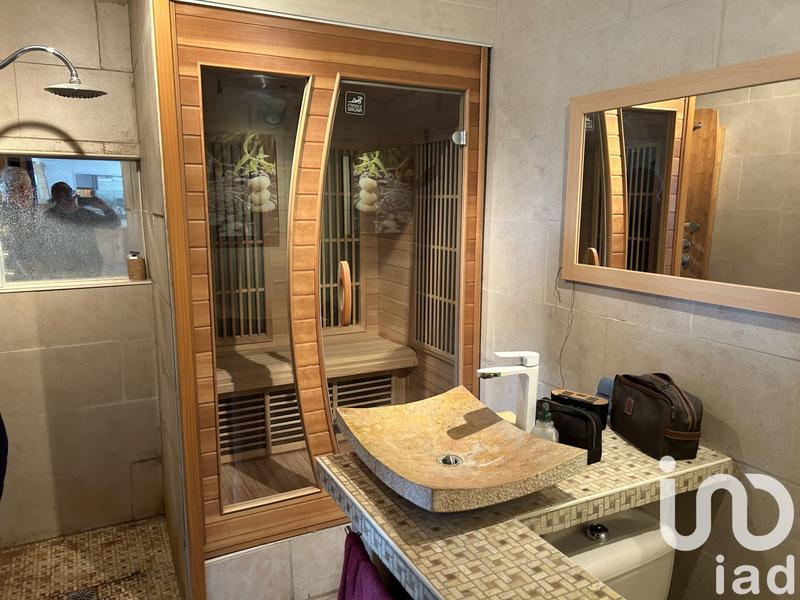 Maison - 160 m² - 8 pièces