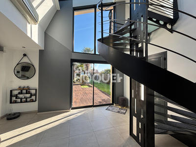 Maison - 165 m² - 7 pièces