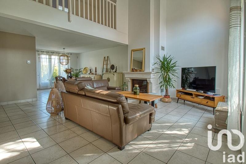 Maison - 142 m² - 6 pièces