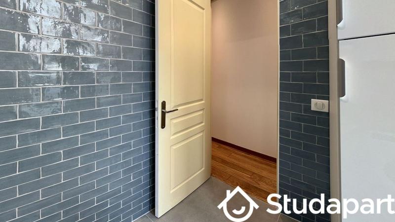 Chambre - 95 m² - 1 pièce