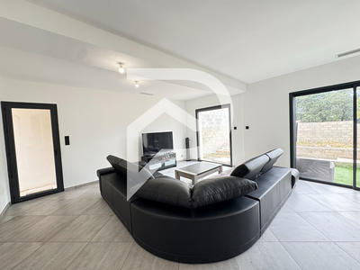 Maison - 135 m² - 4 pièces