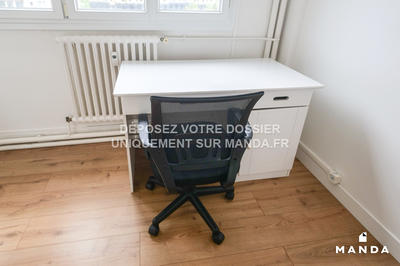 Chambre - 10 m² - 5 pièces