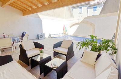 Maison - 213 m² - 7 pièces