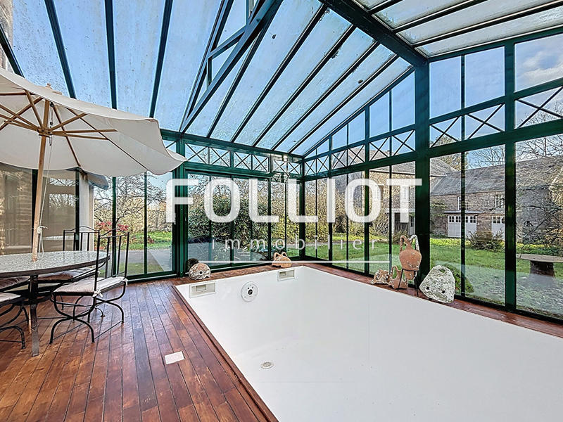 Maison - 190 m² - 8 pièces