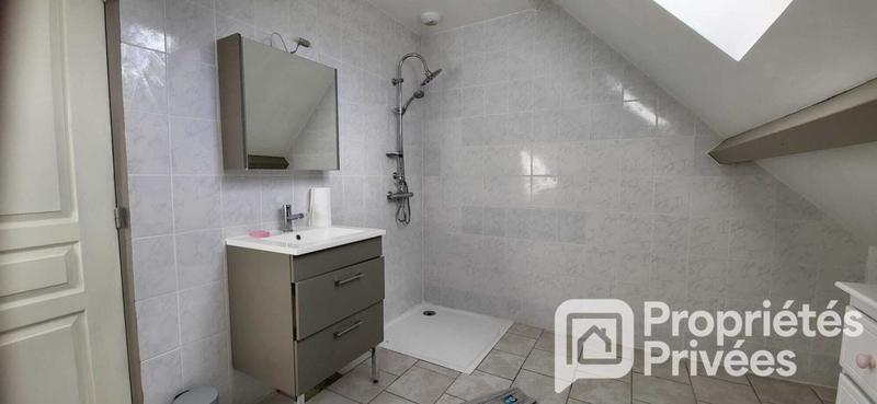 Maison - 244 m² - 13 pièces