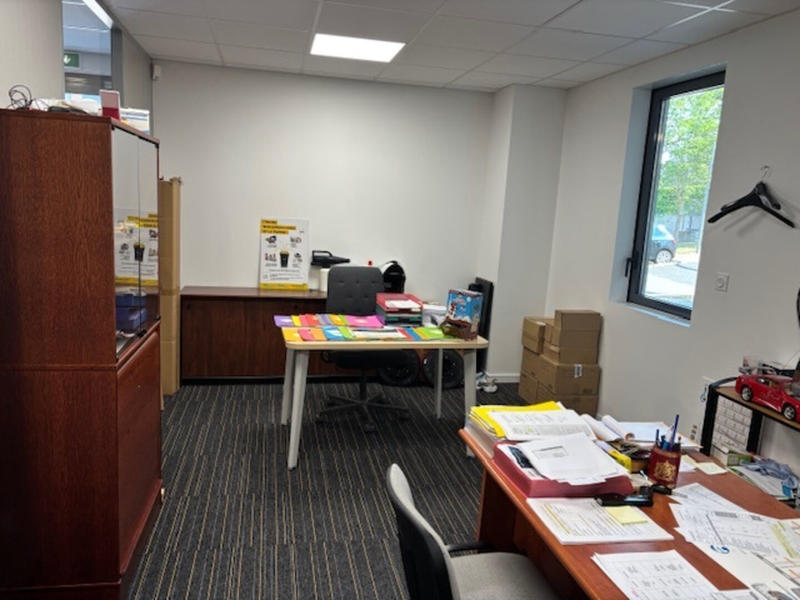 Bureau - 330 m²