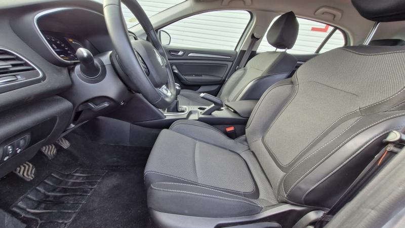 Renault Mégane IV Berline Blue Dci 115 Evolution