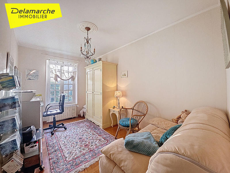 Maison - 161 m² - 8 pièces