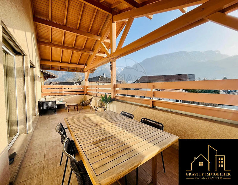 Appartement - 75 m² - 4 pièces