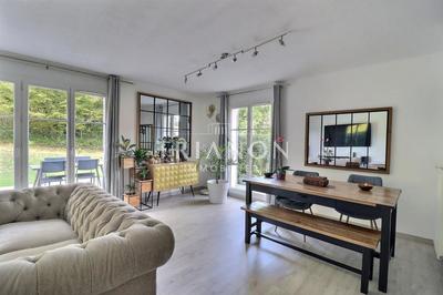 Maison - 101 m² - 5 pièces