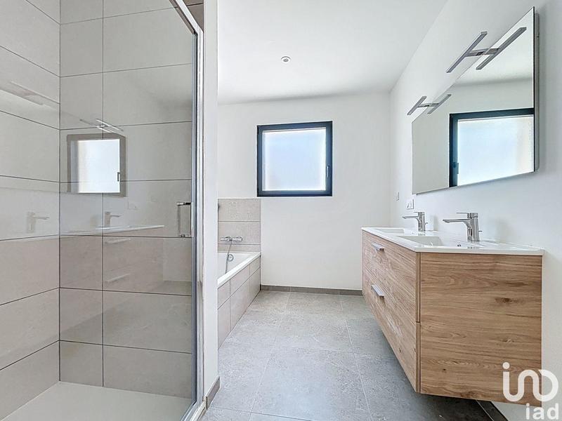 Maison - 135 m² - 6 pièces