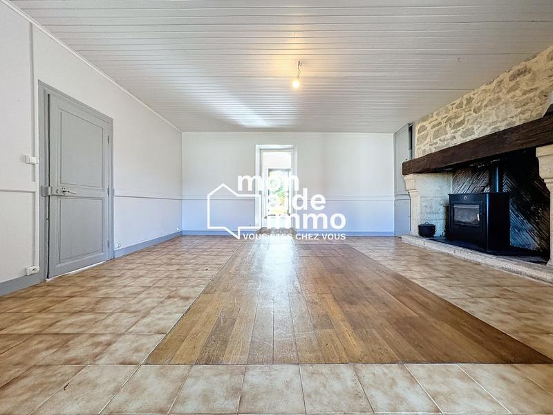 Maison - 305 m² - 8 pièces