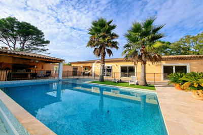 Maison - 203 m² - 6 pièces