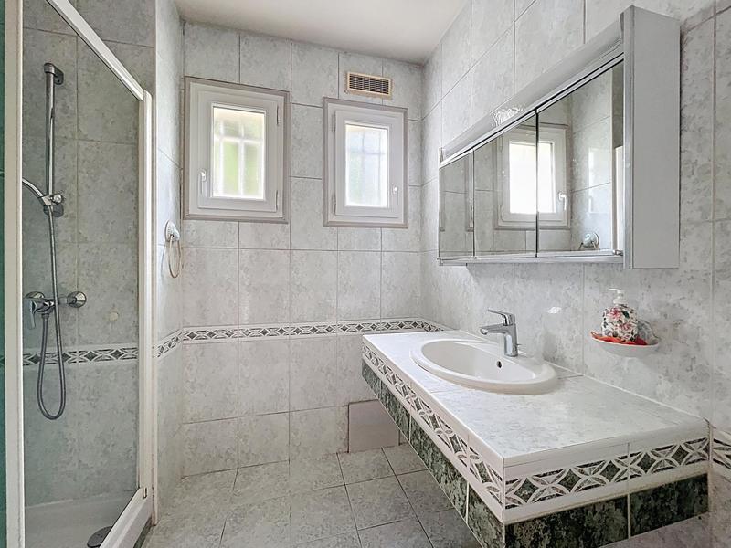 Appartement - 101 m² - 4 pièces