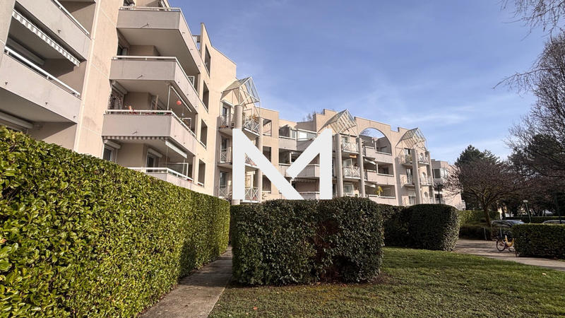 Appartement - 91 m² - 4 pièces