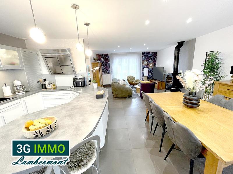 Maison - 100 m² - 6 pièces