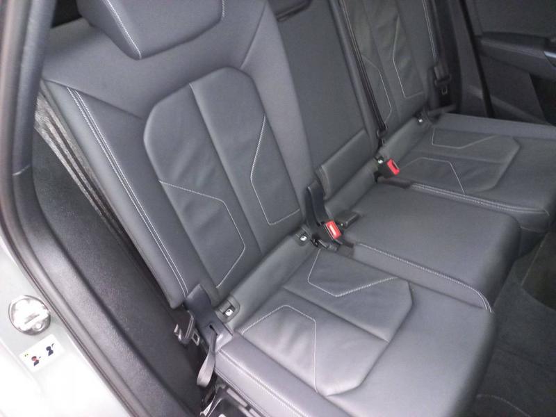 Audi Q3 35 Tdi 150 ch s tronic 7 s line