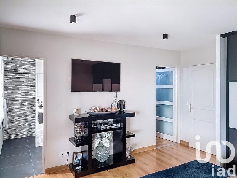 Maison - 220 m² - 6 pièces