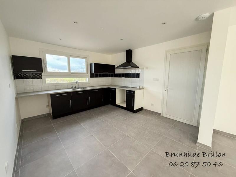 Maison - 153 m² - 8 pièces