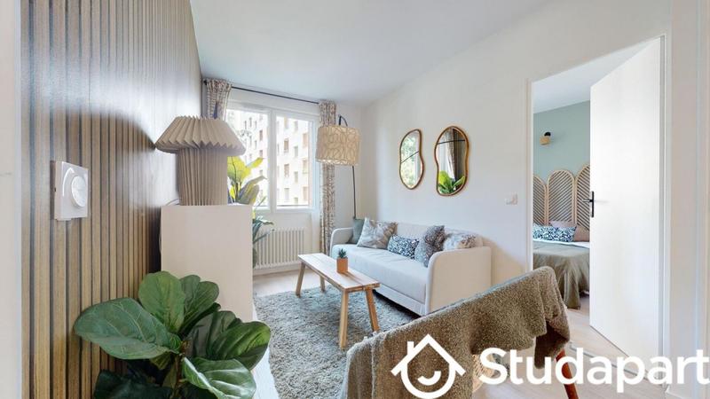 Chambre - 10 m² - 1 pièce