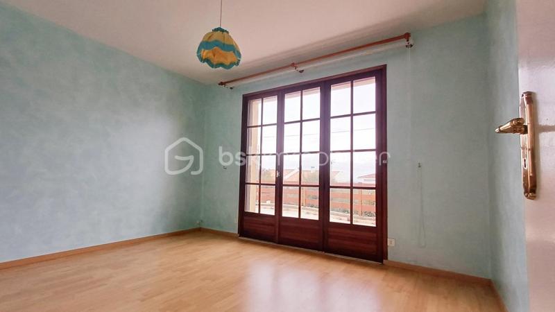 Villa - 260 m² - 8 pièces