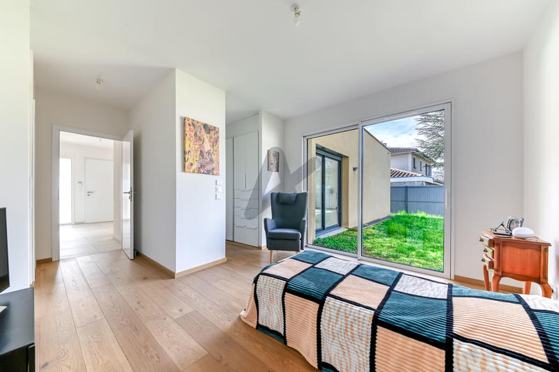 Maison - 189 m² - 7 pièces