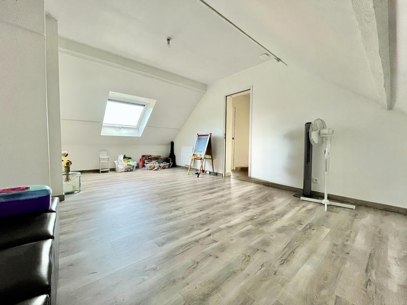 Maison - 125 m² - 7 pièces