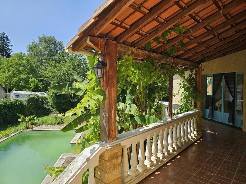 Maison - 157 m² - 5 pièces