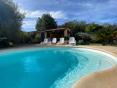 Maison - 196 m² - 8 pièces