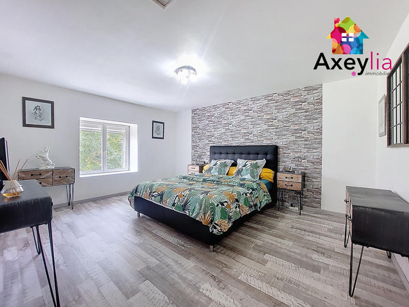 Maison - 197 m² - 7 pièces