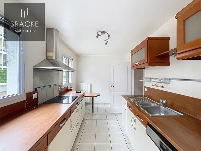 Appartement - 122 m² - 5 pièces