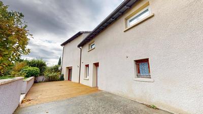 Maison - 177 m² - 6 pièces