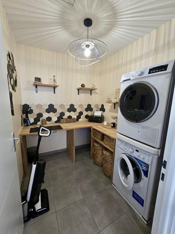 Maison - 100 m² - 4 pièces