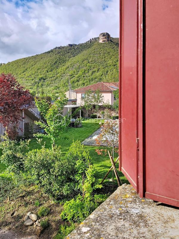 Maison de village - 150 m² - 10 pièces