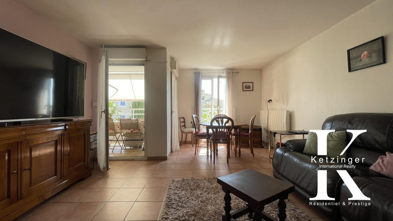 Appartement - 82 m² - 4 pièces