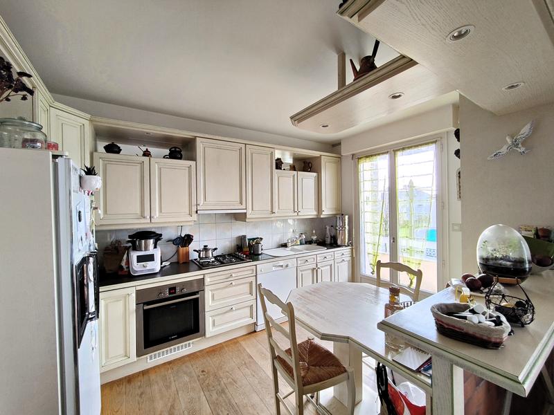 Maison ancienne - 169 m² - 7 pièces